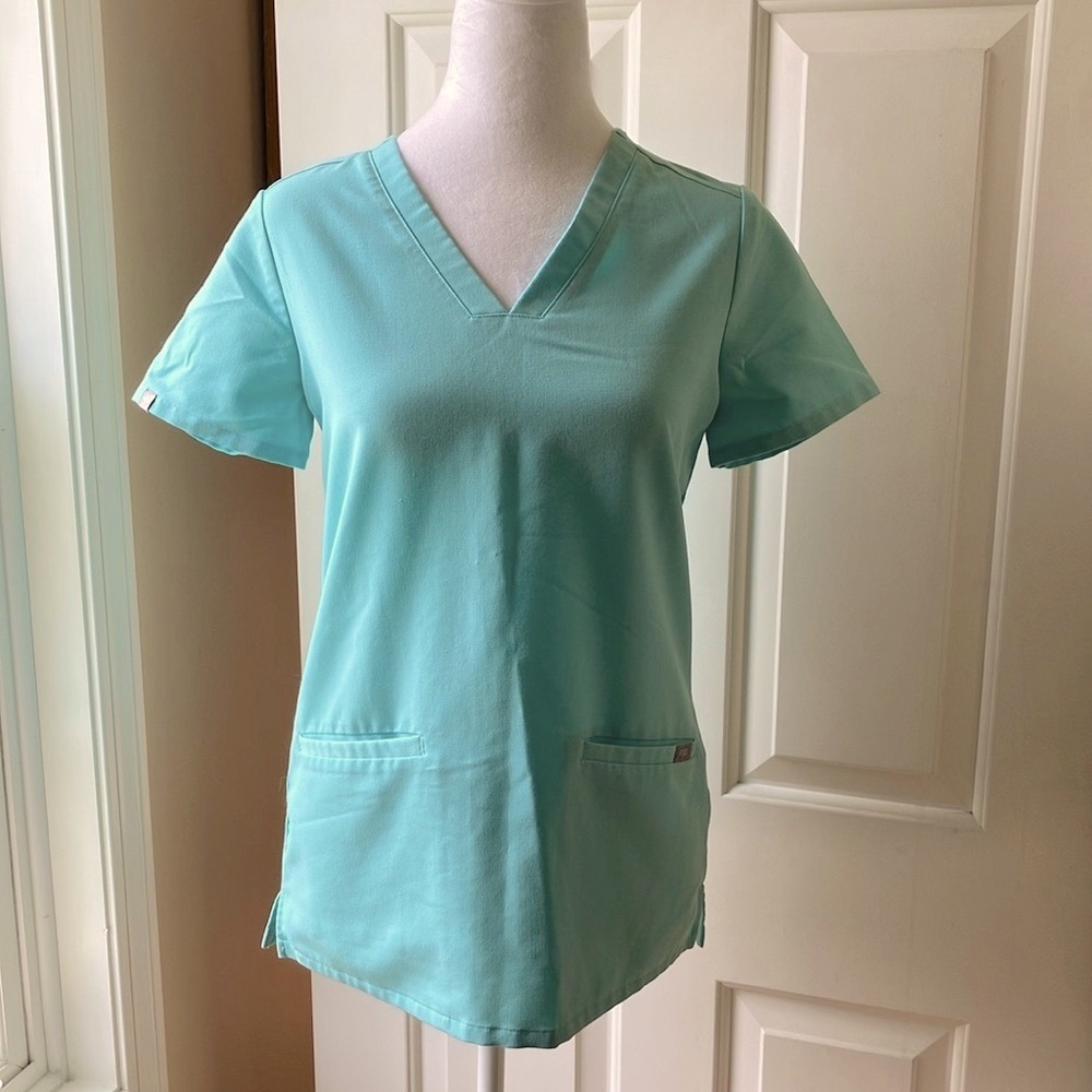 FIGS Casma Scrub Top Ocean Blue Size XXS